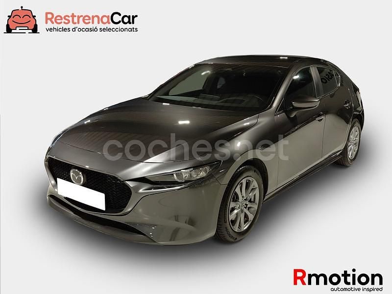 Gris / plata Usado 2025 Mazda 3 Prime-Line Berlina | 27.490 € - Imagen 1/4