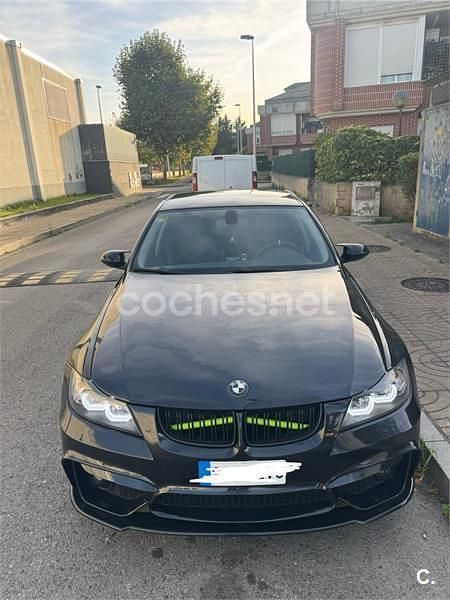 Usado BMW 320 Sport Line 177 CV (130 kW) 2009 Negro Berlina