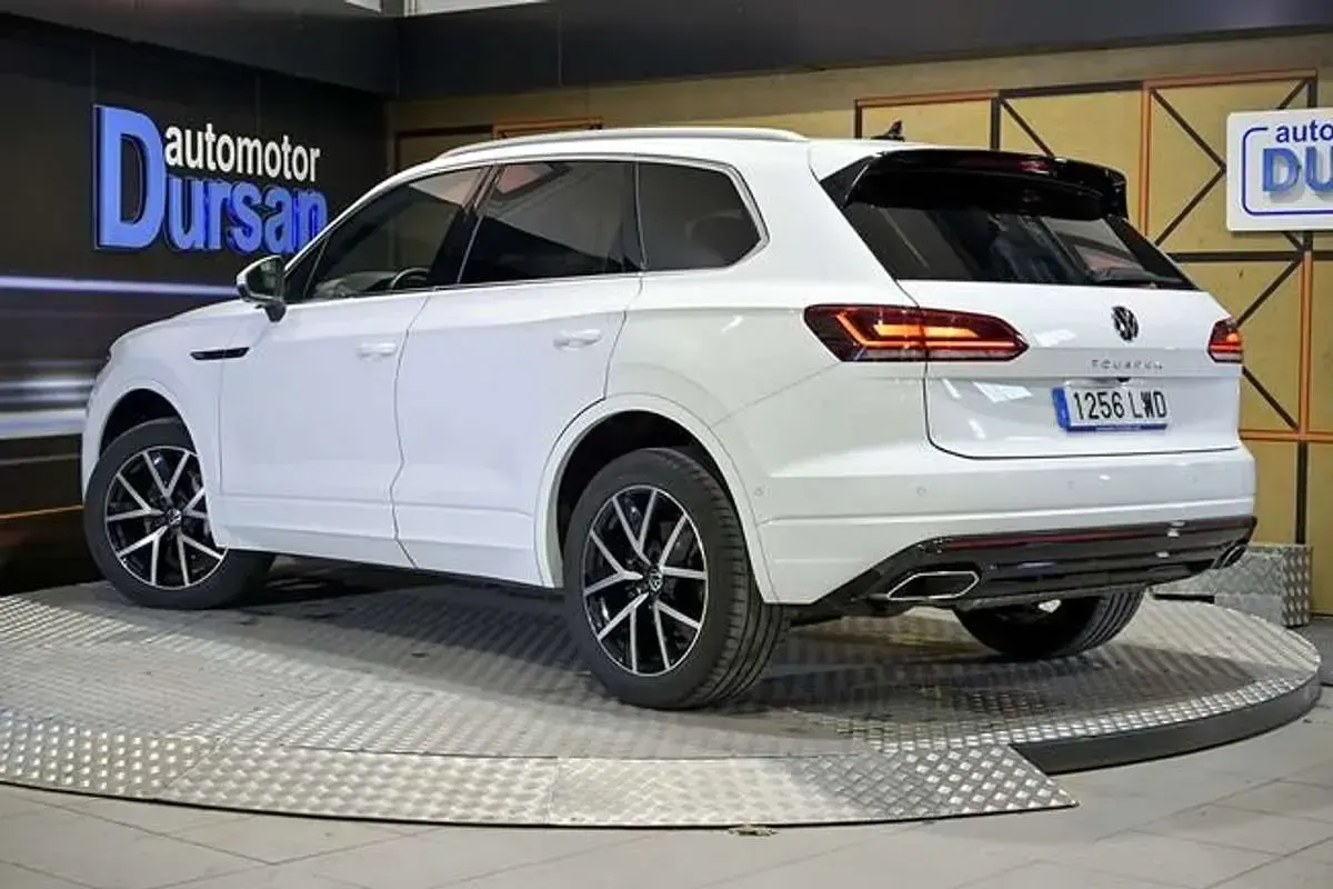 Usado VW Touareg 290 CV (213 kW) 2022 Blanco SUV