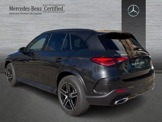 Usado Mercedes GLC300e 333 CV (244 kW) 2026 Gris grafito