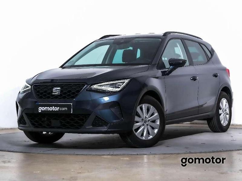Usado Seat Arona Style 95 CV (69 kW) 2025 Gris SUV