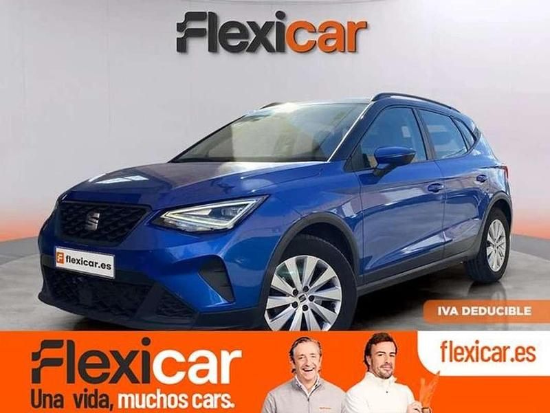 Usado Seat Arona Style 110 CV (80 kW) 2023 Azul SUV