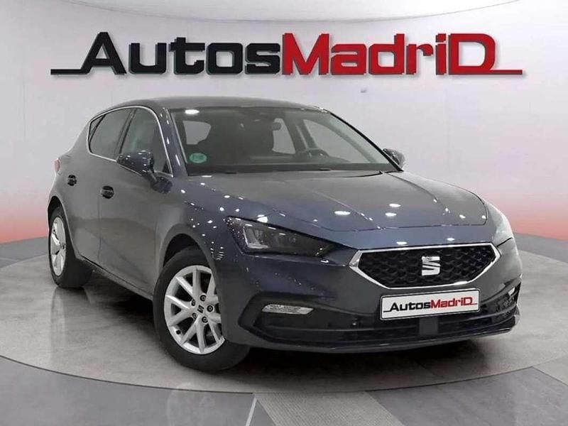 Usado Seat Leon Style 110 HP (80 kW) 2022 Cinzento Citadino