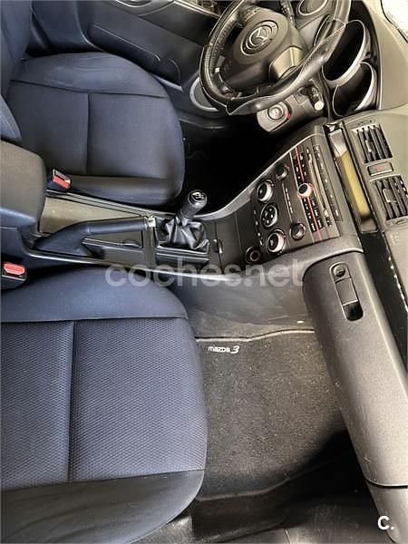Usado Mazda 3 Sportive 109 CV (80 kW) 2006 Gris / plata Berlina