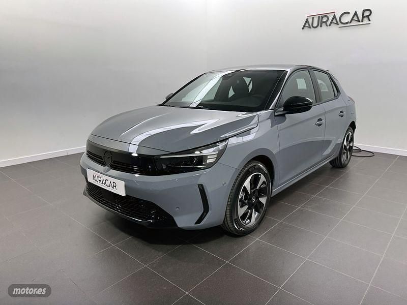 Usado Opel Corsa-e 114 kW (156 CV) 2024 Gris Utilitario