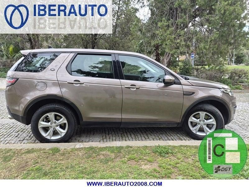 Usado Land Rover Discovery Sport SE 150 CV (110 kW) 2015 Marrón SUV