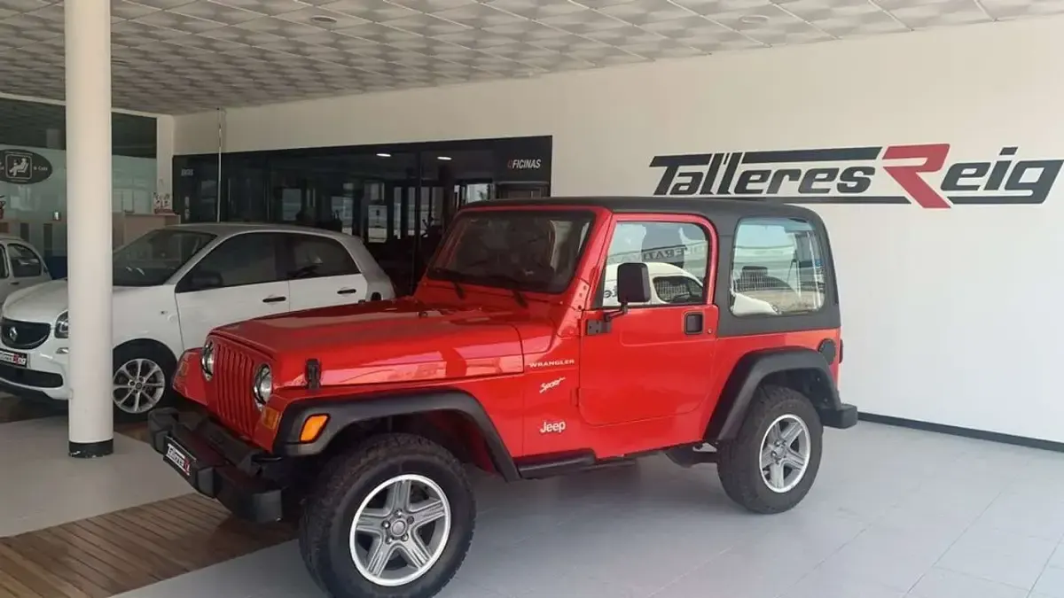 Usado Jeep Wrangler 177 CV (130 kW) 2002 Rojo SUV