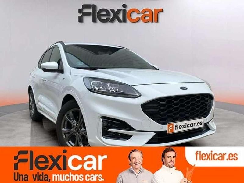 Usado Ford Kuga ST-Line 150 CV (110 kW) 2022 Blanco SUV