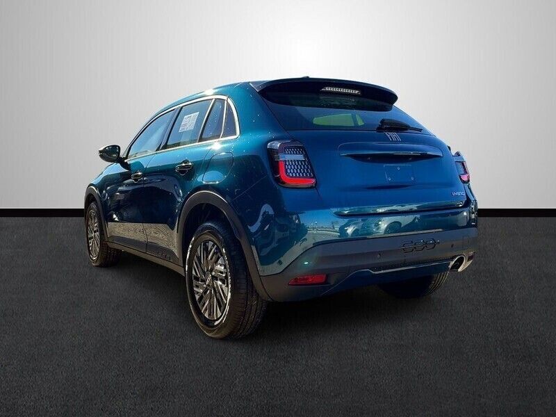 Usado Fiat 600 101 CV (74 kW) 2024 Rojo SUV