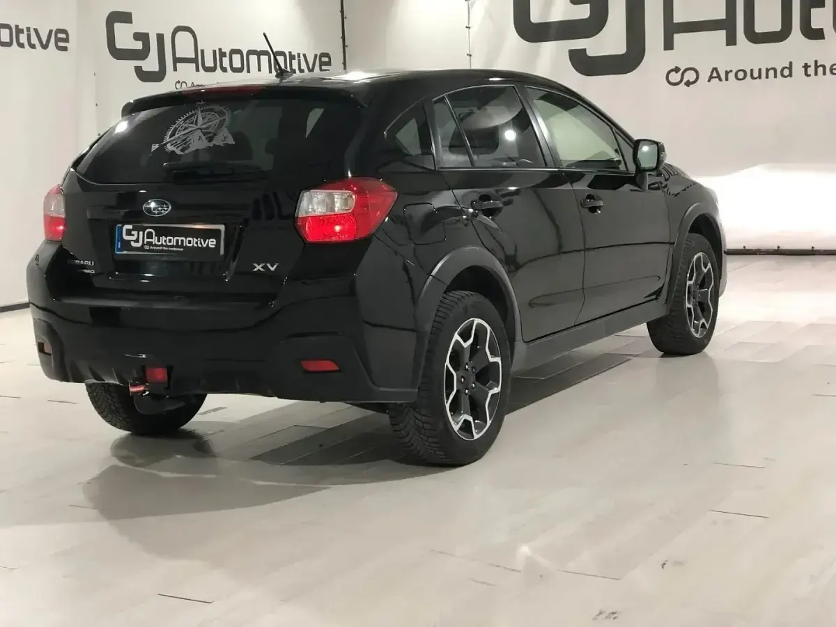 Usado Subaru XV 150 CV (110 kW) 2014 Negro SUV