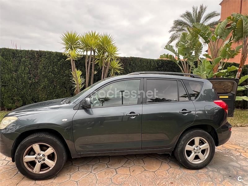 Usado Toyota RAV4 Sol 152 CV (111 kW) 2007 Negro SUV