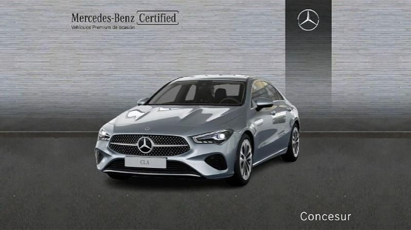 Gris Nuevo 2025 Mercedes CLA250e Berlina | 41.899 € - Imagen 1/4