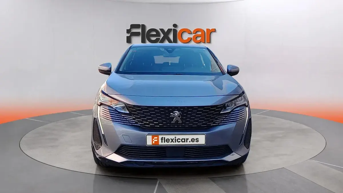 Usado Peugeot 3008 Active 131 CV (96 kW) 2021 Gris SUV