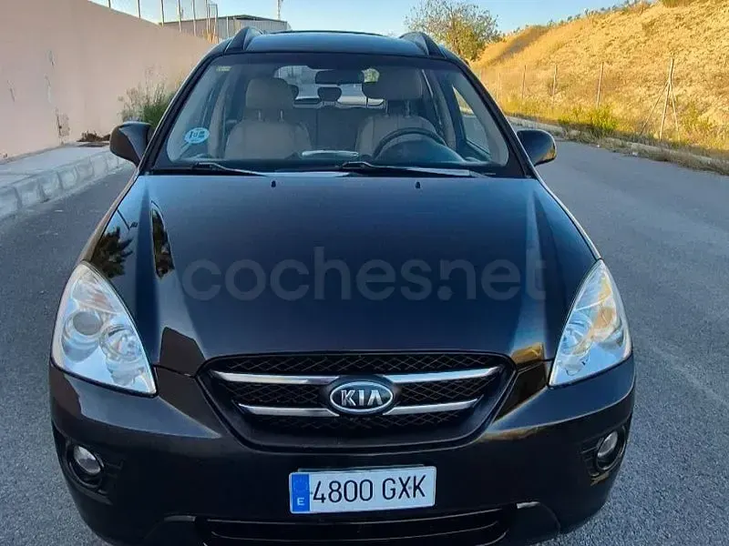 Usado Kia Carens 140 CV (102 kW) 2010 Negro Monovolumen