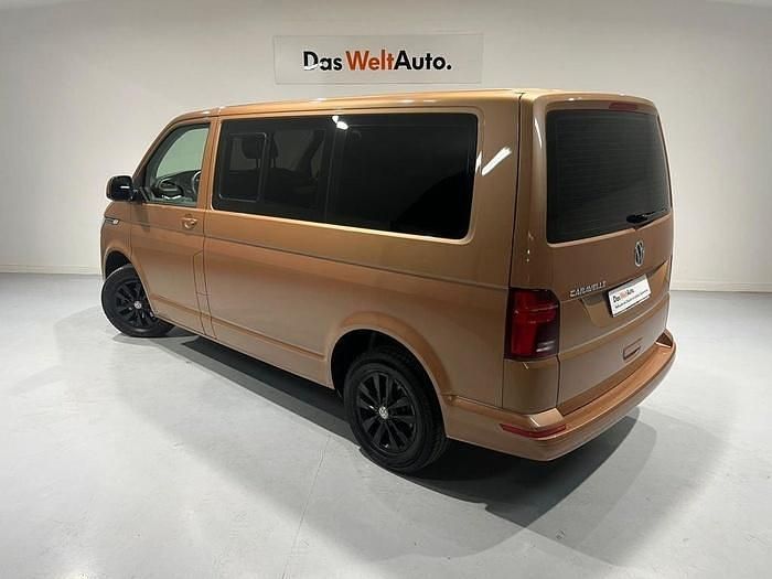 Usado VW Caravelle 150 CV (110 kW) 2021 Marrón Monovolumen