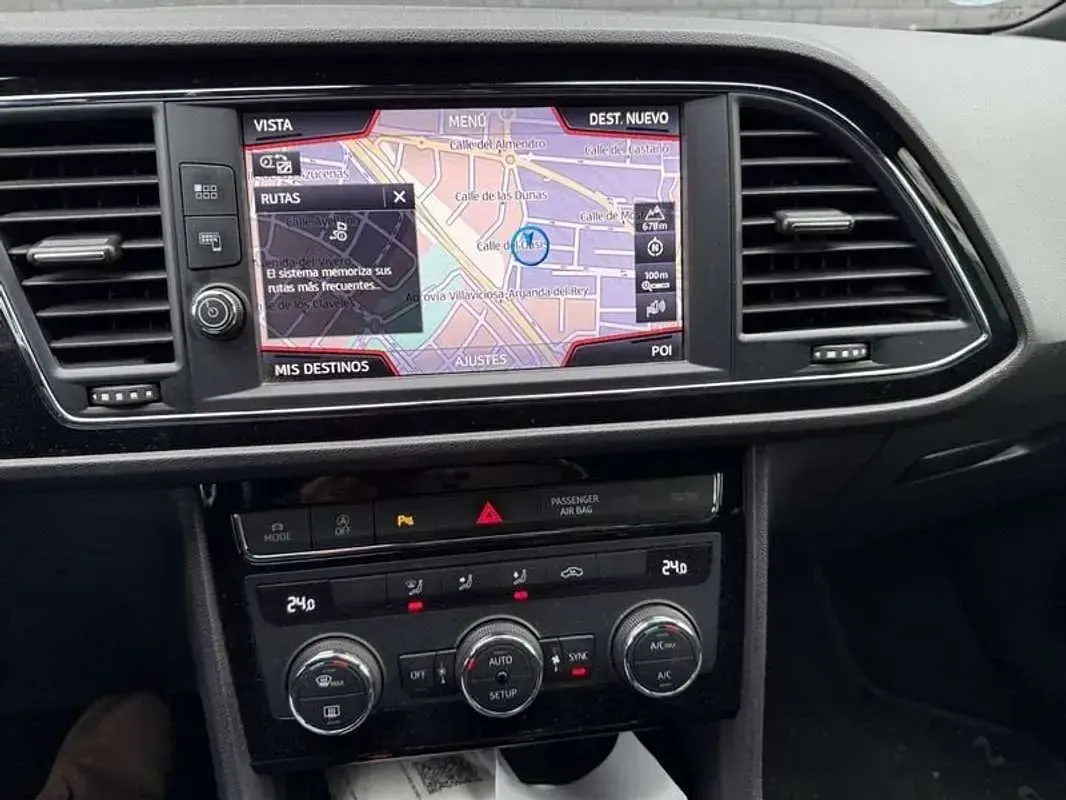 Usado Seat Leon FR 150 CV (110 kW) 2020 Gris Utilitario