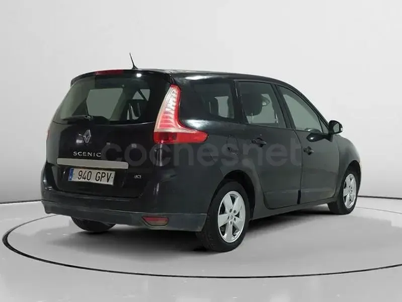 Usado Renault Grand Scénic II Dynamique 131 CV (96 kW) 2009 Negro Monovolumen