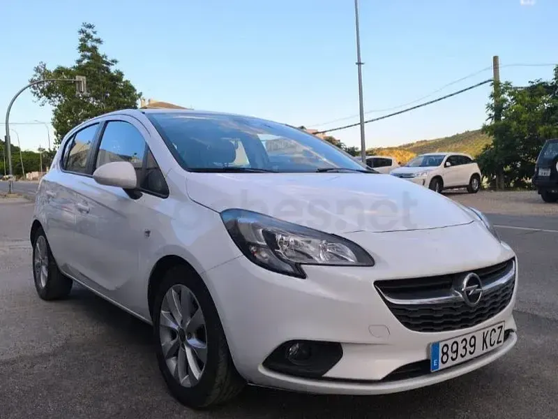Usado Opel Corsa Selective 90 CV (66 kW) 2017 Blanco Utilitario
