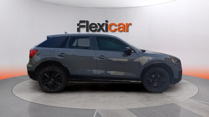 Usado Audi Q2 Design 116 CV (85 kW) 2018 Gris SUV