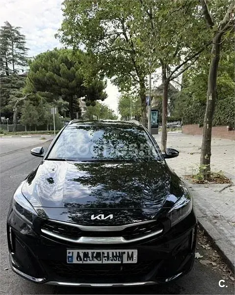 Usado Kia XCeed GT-Line 140 CV (102 kW) 2024 Negro SUV
