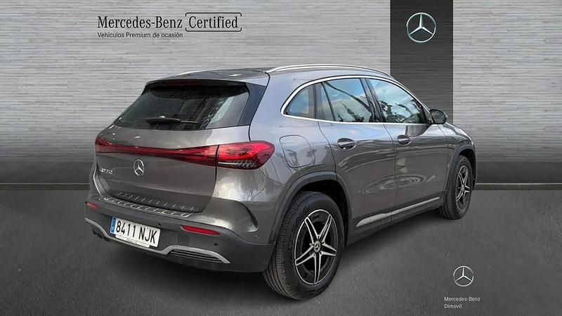 Usado Mercedes EQA250 AMG line 139 kW (190 CV) 2023 Gris montaña SUV