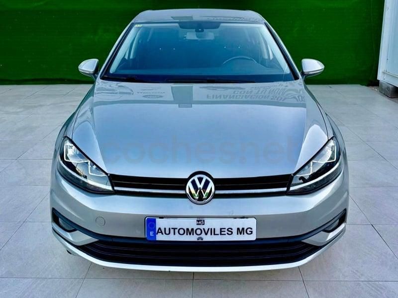 Usado VW Golf VII Edition 110 CV (80 kW) 2017 Gris / plata Berlina