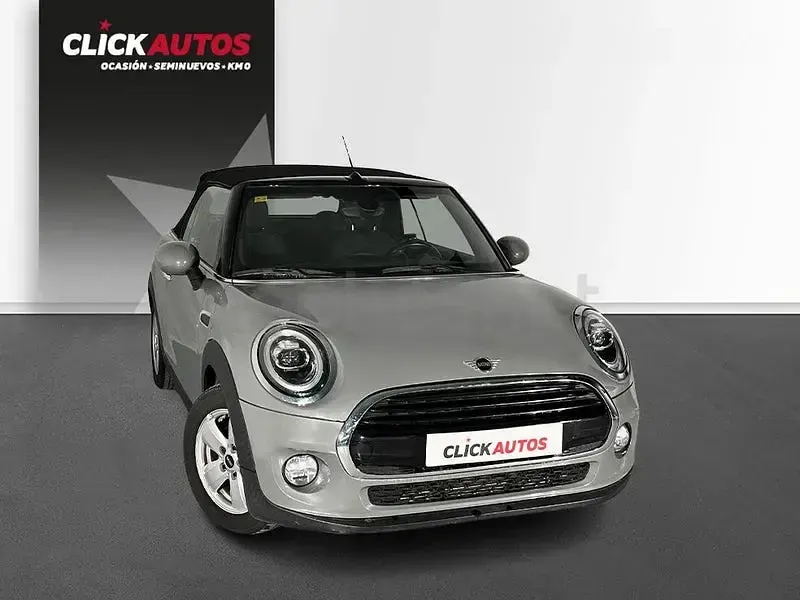 Usado Mini Cooper Cabriolet 136 CV (100 kW) 2018 Gris / plata Descapotable