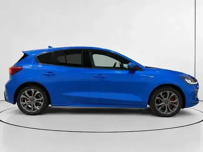 Begagnad Ford Focus ST-Line 125 HK (91 kW) 2022 Blå