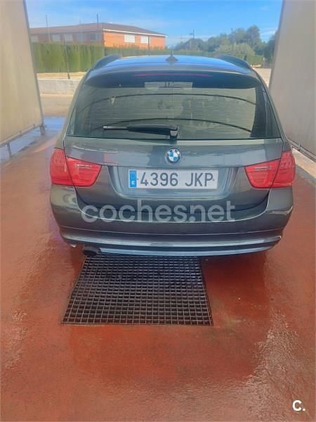 Usado BMW 318 143 CV (105 kW) 2011 Verde Familiar