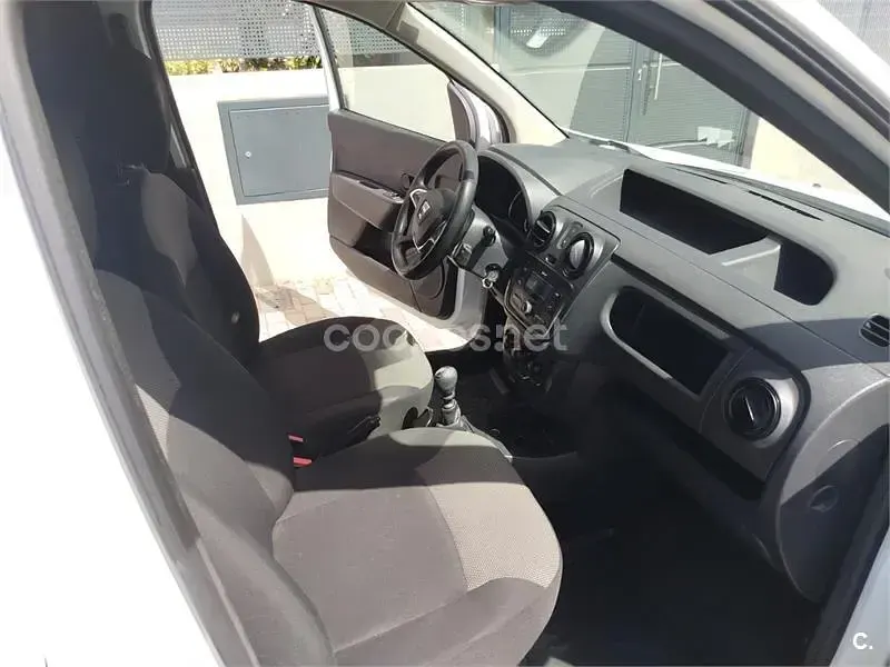 Usado Dacia Dokker 95 CV (69 kW) 2020 Blanco Monovolumen