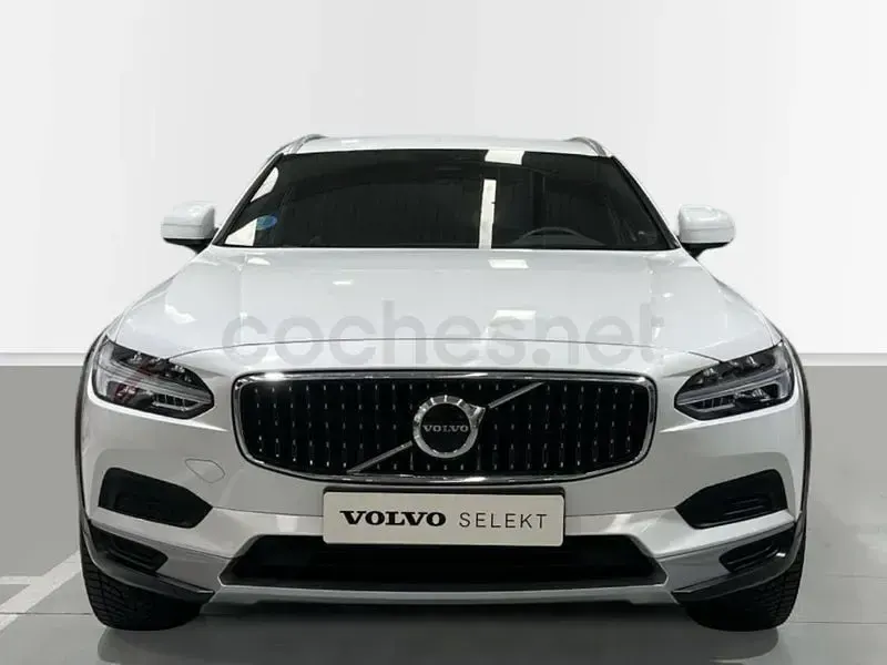 Usado Volvo V90 CC Plus 197 CV (144 kW) 2024 Blanco Familiar