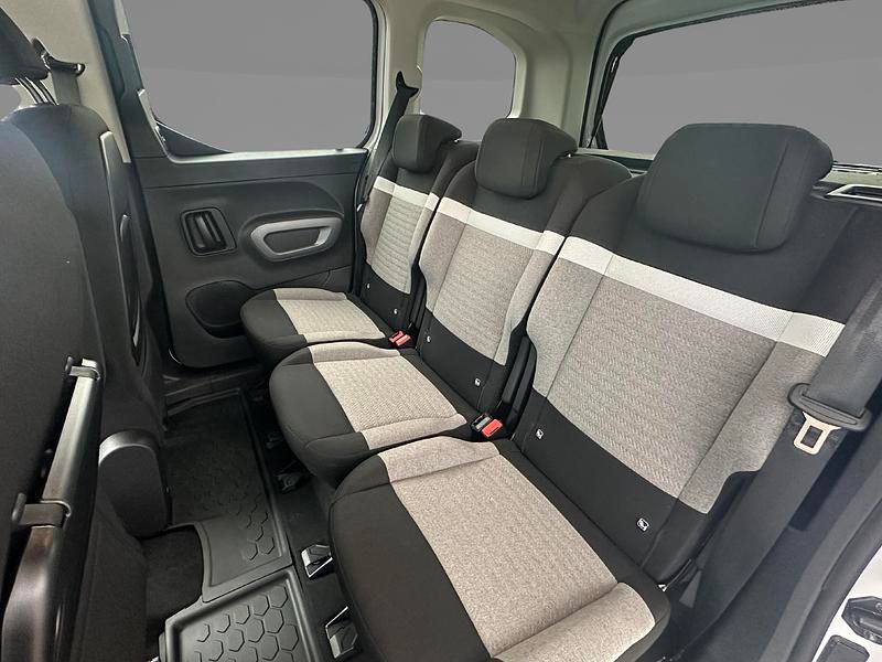 Usado Citroën Berlingo 100 CV (73 kW) 2025 Blanco kaolin Monovolumen