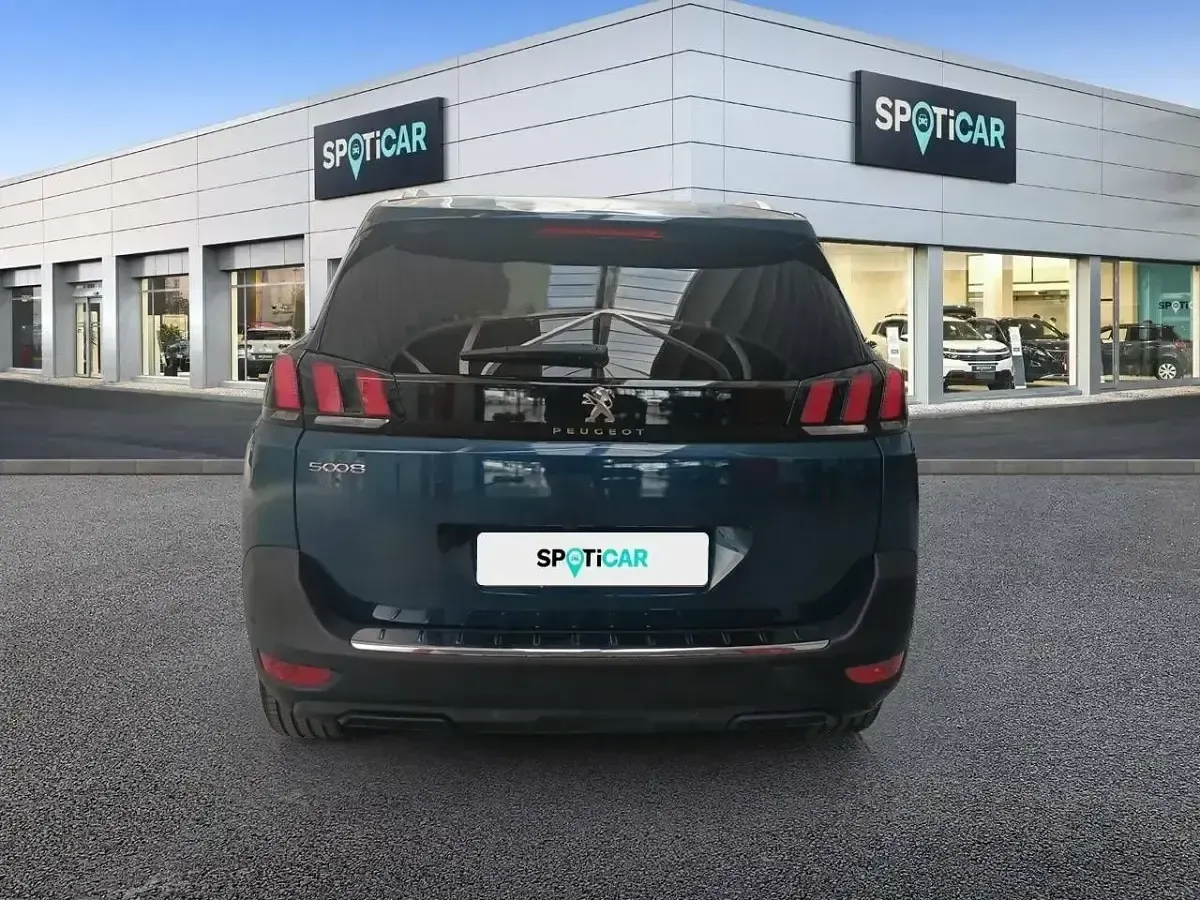 Usado Peugeot 5008 Allure 130 CV (95 kW) 2023 Azul Monovolumen