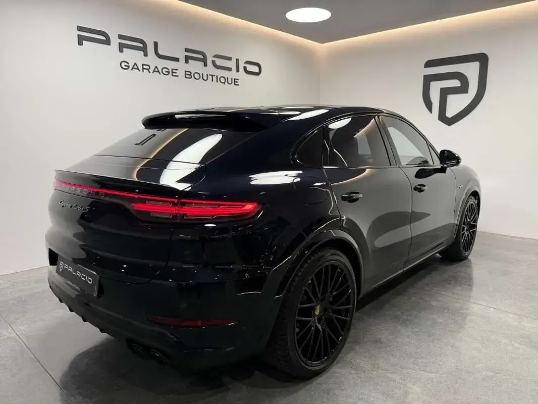 Usado Porsche Cayenne Turbo S E-Hybrid 680 CV (500 kW) 2021 Azul SUV