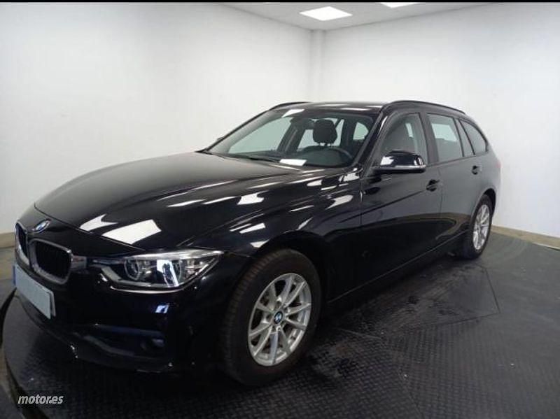 Usado BMW 318 Luxury Line 110 CV (80 kW) 2019 Negro Familiar