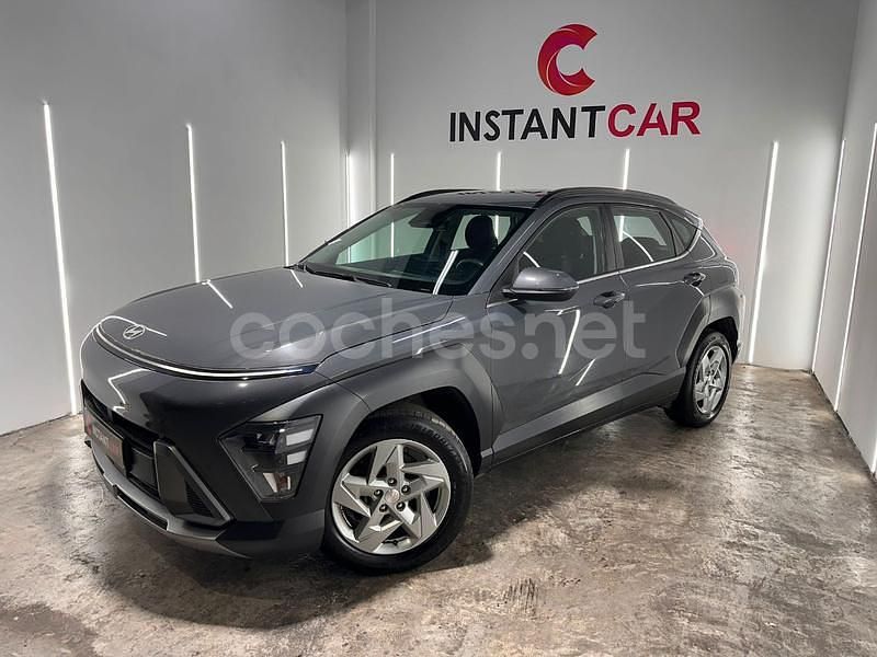 Usado Hyundai Kona 120 CV (88 kW) 2023 Gris / plata SUV