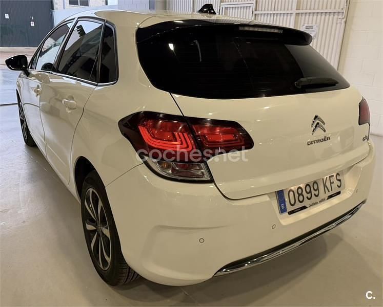 Usado Citroën C4 Live 99 CV (72 kW) 2017 Blanco Berlina
