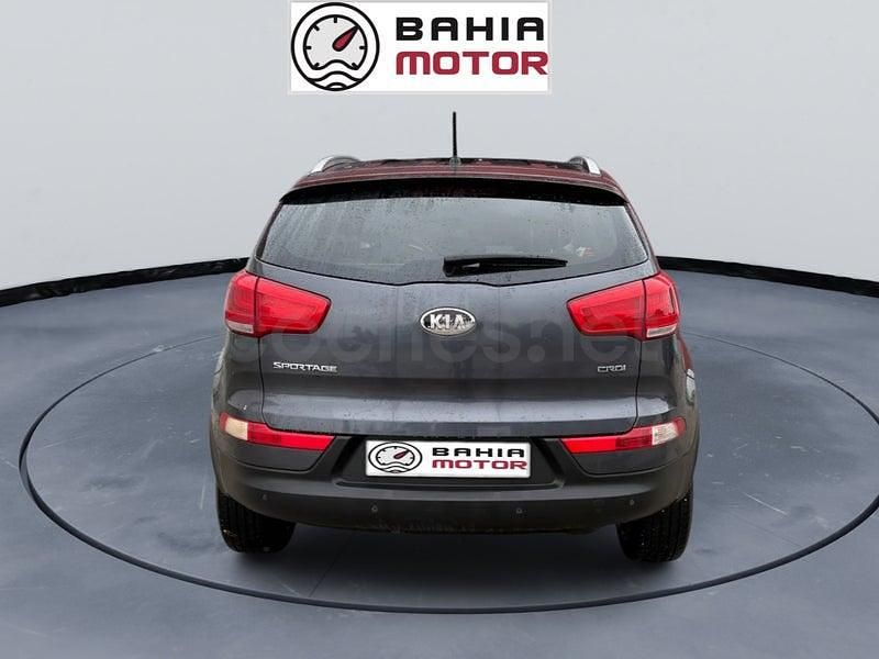 Usado Kia Sportage Plus 115 CV (84 kW) 2014 Gris / plata SUV