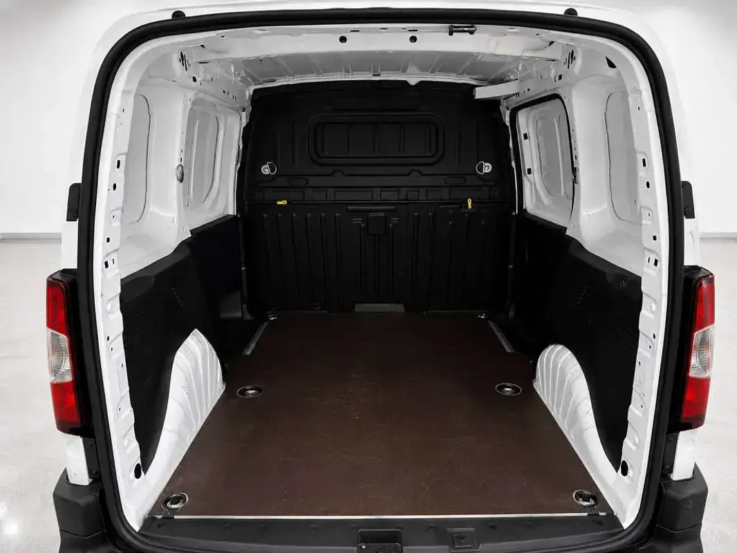 Usado Toyota Proace City City 102 CV (75 kW) 2022 Blanco Monovolumen