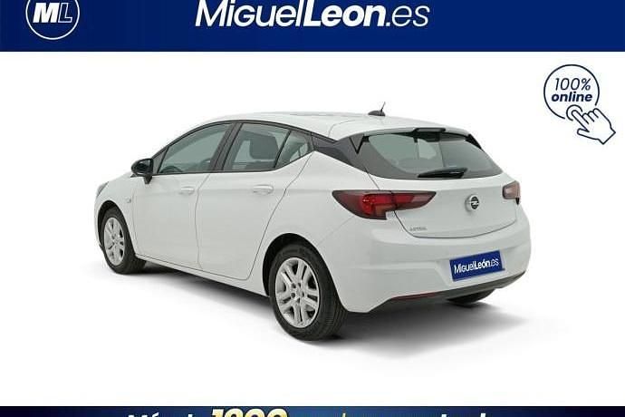 Usado Opel Astra Edition 110 CV (80 kW) 2022