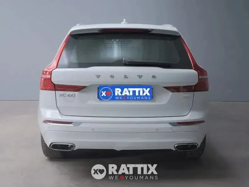 Usado Volvo XC60 Inscription 340 CV (250 kW) 2021 Blanco SUV