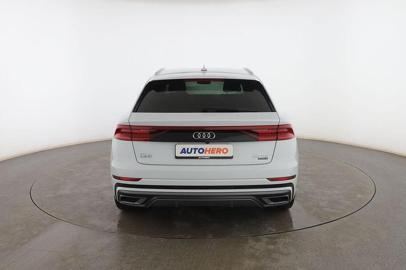 Usado Audi Q8 S-Line 286 CV (210 kW) 2019 Blanco SUV