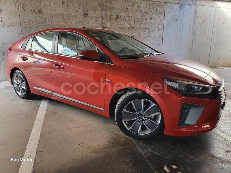 Usado Hyundai Ioniq Style 141 CV (103 kW) 2016 Granate Utilitario
