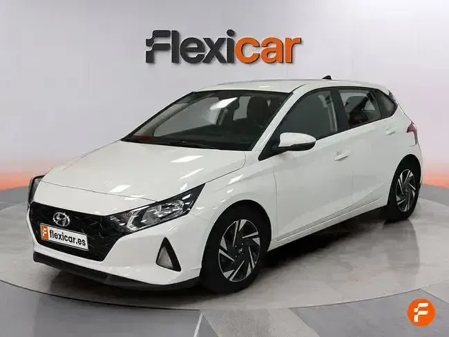 Usado Hyundai i20 100 CV (73 kW) 2022 Blanco Utilitario