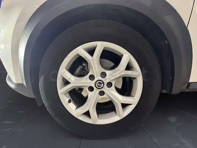 Usado Nissan Juke Acenta 114 CV (83 kW) 2021 Blanco SUV