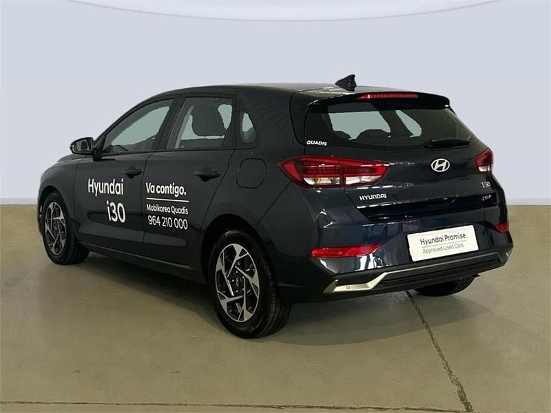 Usado Hyundai i30 101 CV (74 kW) 2025 Sailing blue Familiar