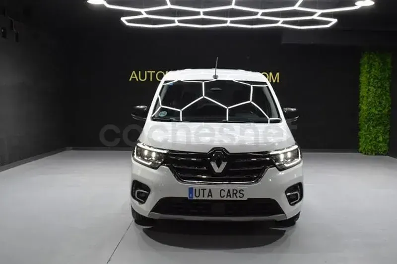Usado Renault Kangoo Edition One 95 CV (69 kW) 2022 Blanco Monovolumen