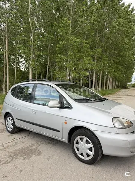 Usado Chevrolet Tacuma SX 105 CV (77 kW) 2005 Gris / plata Monovolumen