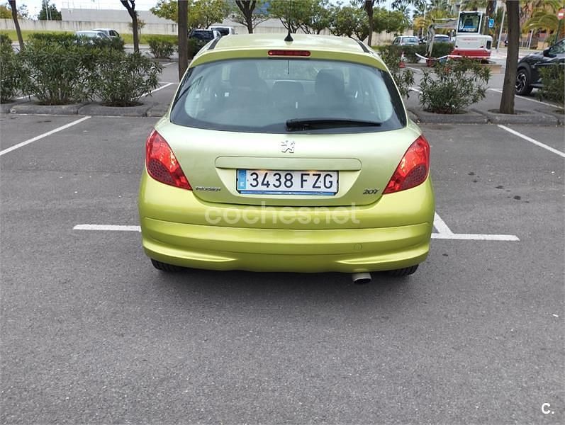 Usado Peugeot 207 Sport 110 CV (80 kW) 2008 Amarillo Berlina