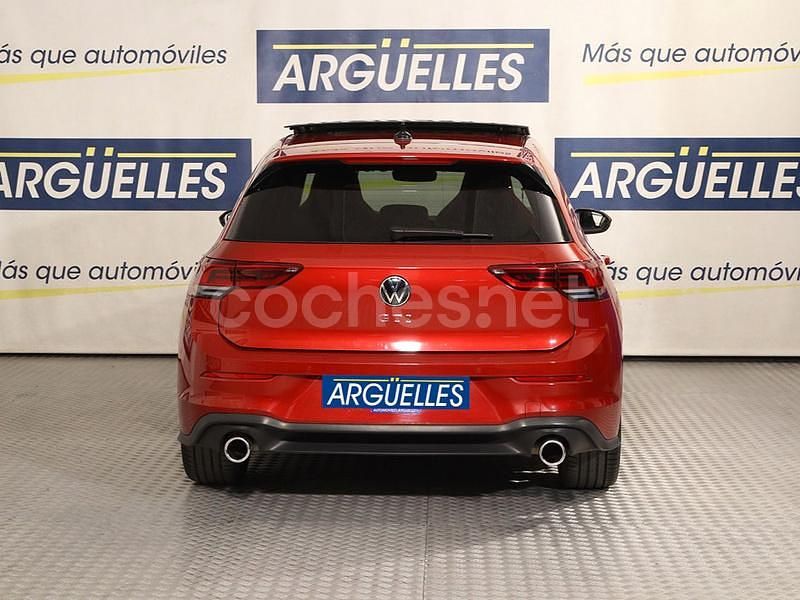 Usado VW Golf VIII GTI 245 CV (180 kW) 2022 Rojo Berlina